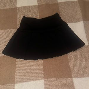 black tennis skirt